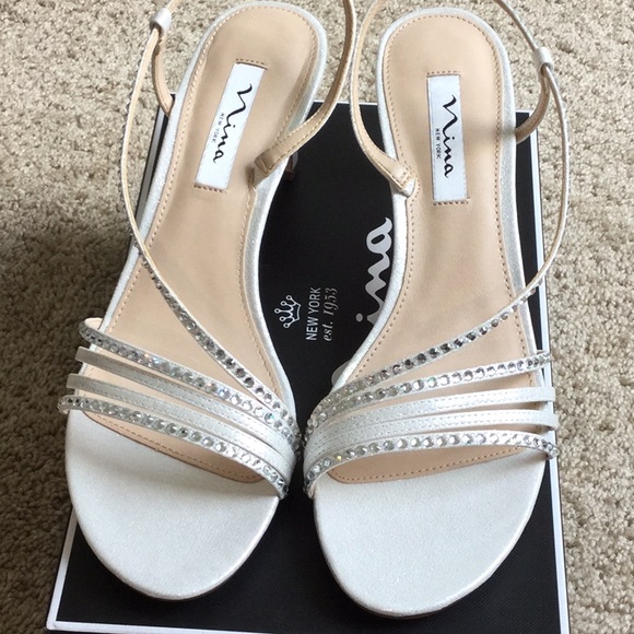 💗💗Pearly Silver Sandals NWOT - Picture 2 of 6
